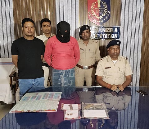 हथियार के साथ गिरफ्तार युवक