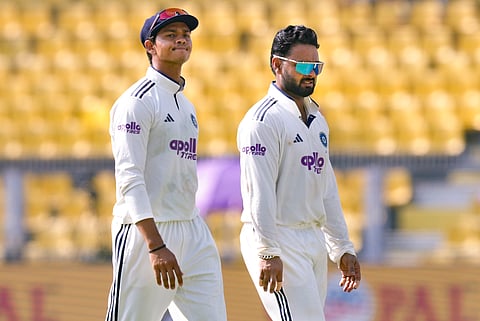 द अफ्रीका के 549 रनों के पहाड़ का पीछा कर रहा भारत, क्या हार बचा पाएगी ऋषभ एंड कंपनी?