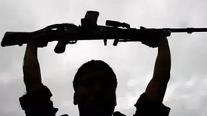 छत्तीसगढ़: 41 नक्सलियों ने किया आत्मसमर्पण, 5 लाख का था इनाम