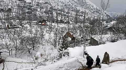 कश्मीर घाटी में न्यूनतम तापमान शून्य से नीचे, पुलवामा का कोनिबल सबसे सर्द