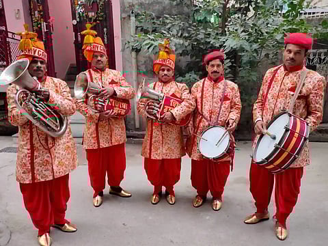 बदलते दौर में बैंड-बाजे की धुन हुई मद्धम