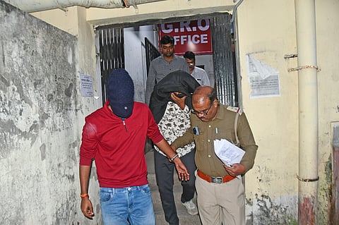 पुलिस कांस्टेबल भर्ती के नाम पर बुदबुद में रैकेट ने बिछाया था जाल