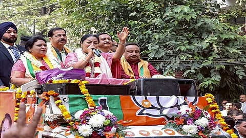 दिल्ली MCD उपचुनाव में भाजपा का दबदबा, 12 में से 7 वार्ड पर जीत