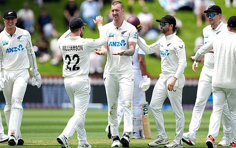 न्यूजीलैंड ने वेस्टइंडीज पर पहली पारी में बढ़त बनायी