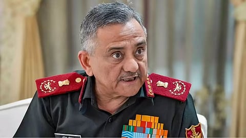 भारतीय सेना समय के साथ बदलाव के लिए प्रतिबद्ध : CDS जनरल चौहान