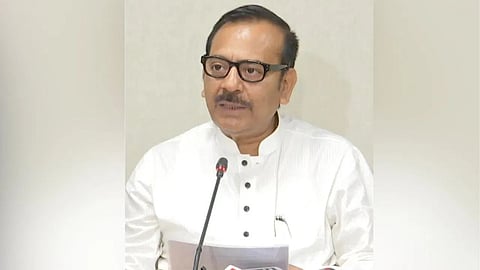 बंगाल के खेल मंत्री अरूप विश्वास का इस्तीफा, ममता बनर्जी ने स्वीकारा उनका आवेदन