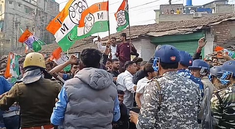 TMC and BJP workers clashed near Arjun Singh's residence.