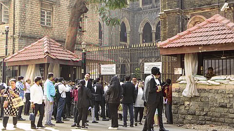 मुंबई-नागपुर में बॉम्बे हाईकोर्ट को बम से उड़ाने की धमकी, अदालती कार्यवाही बाधित