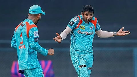 गौतम ने संन्यास की घोषणा की