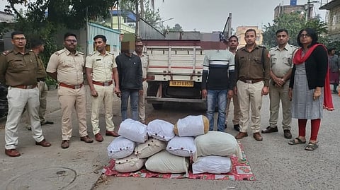Two inter-district smugglers arrested with a consignment of 78 kg of cannabis; vehicle seized.