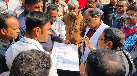 The Belgharia flyover is in poor condition and requires repairs.