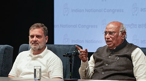 CWC की बैठक में मोदी सरकार पर बरसे राहुल-खड़गे, सरकार की मंशा पर उठाए कई सवाल