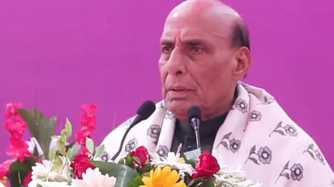 रक्षा मंत्री राजनाथ सिंह ने चेताया: 'व्हाइट-कॉलर टेरेरिज्म' से देश को खतरा