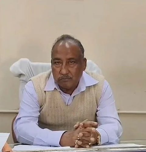 पूर्व मिदनापुर जिले के एगरा नगरपालिका के चेयरमैन स्वपन नायक