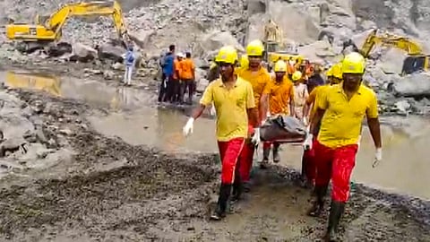 ओडिशा: पत्थर की अवैध खदान में चट्टान गिरने से दो लोगों की मौत, खदान सील