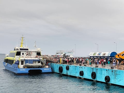 मिडिल स्ट्रेट में वाहन फेरी की कमी से आम जनता और पर्यटकों को भारी परेशानी