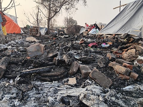 आग लगी की तस्वीर