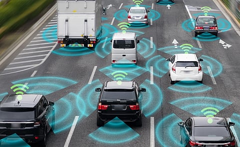 नई कारों में V2V तकनीक, हादसा पीड़ितों को जल्द कैशलेस इलाज