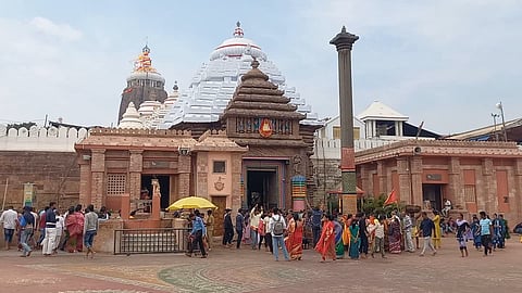 पुरी जगन्नाथ मंदिर परिसर में पार्किंग शुल्क पर घमासान