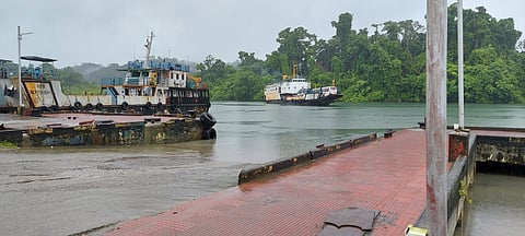 मिडिल स्ट्रेट में लापाथी फेरी तैनात, यातायात शुरू