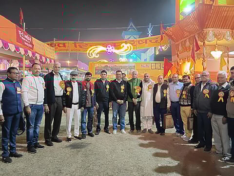 विश्व हिंदू परिषद सेवा शिविर के उद्घाटन के दौरान ली गई तस्वीर