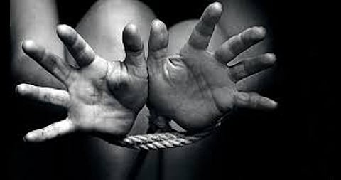 Two minors were rescued from Howrah after an attempt to abduct them was made using a love trap on social media.