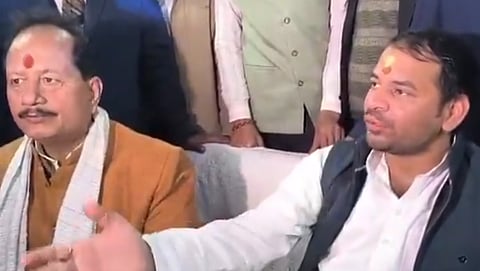 तेज प्रताप ने उपमुख्यमंत्री के ‘चूड़ा दही’ भोज में की शिरकत, राजग में शामिल होने पर कही यह बात