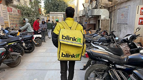 ब्लिंकिट ने '10 मिनट में डिलीवरी' का दावा हटाया