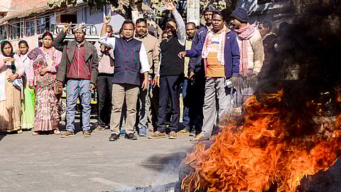 ग्रामीणों का विरोध प्रदर्शन