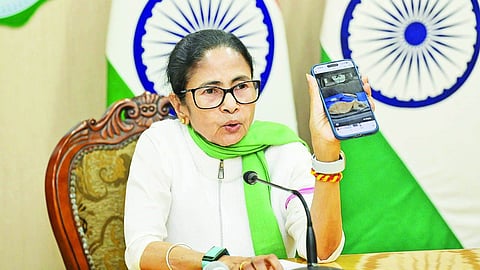 वोटर लिस्ट से 1 करोड़ नाम हटाने की साजिश : ममता