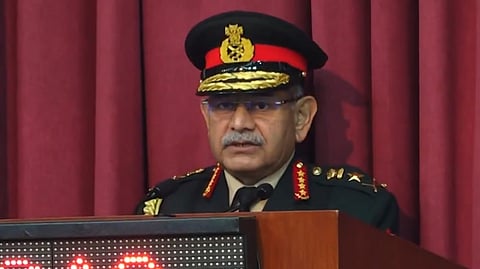 सेना प्रमुख ने लगातार दूसरे दिन पाकिस्तान को दिया सख्त संदेश
