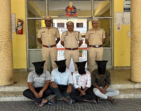 फर्जी लोकल सर्टिफिकेट रैकेट का भंडाफोड़, 4 अभियुक्त न्यायिक हिरासत में