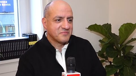 'AI को अपनाएं या पिछड़ जाएं'