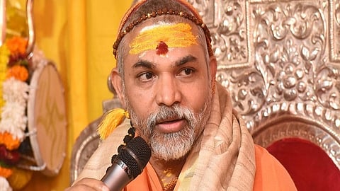 स्वामी अविमुक्तेश्वरानंद को नोटिस- शंकराचार्य कैसे लिख रहे