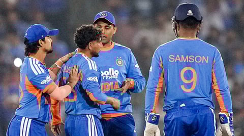 भारत ने न्यूजीलैंड को सात विकेट से हराया