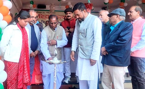 160 विद्यार्थियों को 45 दिनाें तक शिक्षा, फिर दीक्षा