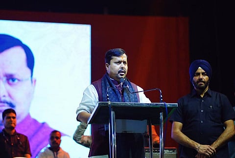 राष्ट्रीय अध्यक्ष नितिन नवीन अपना वक्तव्य रखते हुए