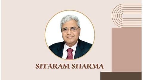 सीताराम शर्मा की पुस्तक “नॉट सो रैण्डम राईटिंग्स” का विमोचन