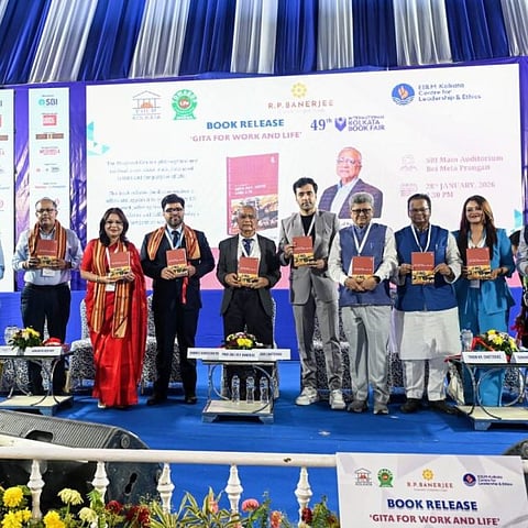 बुक फेयर 2026 में ‘GITA FOR WORK AND LIFE’ किताब का विमोचन