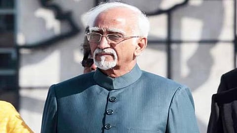 हामिद अंसारी ने ऐसा क्या कहा कि भाजपा नेता उन पर टूट पड़े