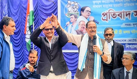 SIR के खिलाफ प्रदर्शन कर सभा का आयोजन