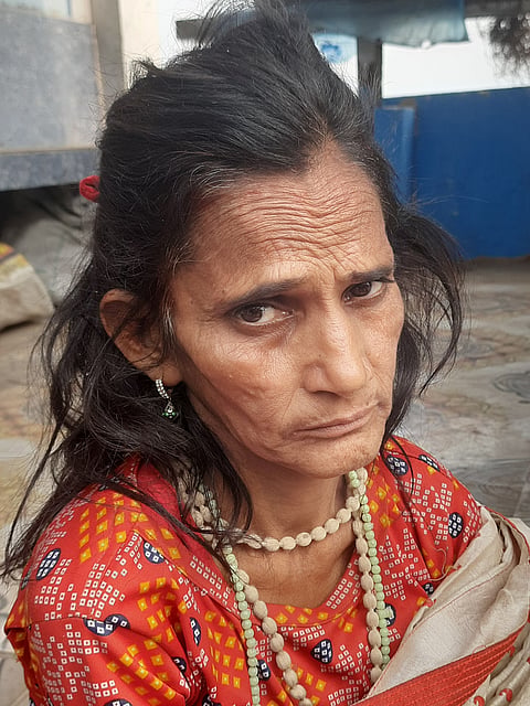 In Gangasagar, 'Rajni', who was separated from her family, was reunited with them thanks to ham radio.