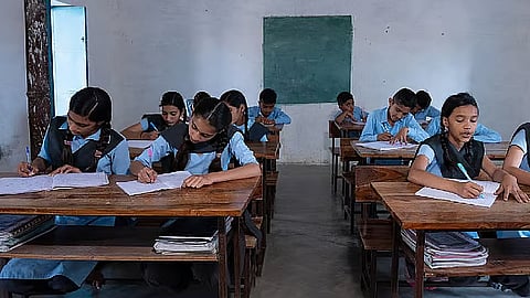 परीक्षा के बाद होगी डिसिप्लिनरी कार्रवाई : रामानुज गंगोपाध्याय