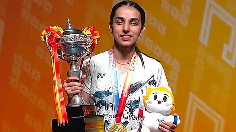 देविका ने अपनी सफलता का श्रेय सिंधु को दिया