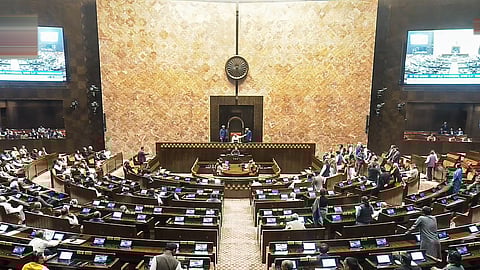 राहुल गांधी को लेकर राज्यसभा में भी हंगामा, विपक्ष ने किया बहिष्कार