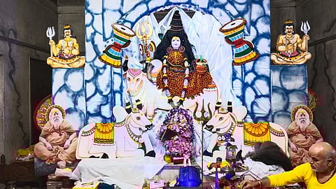 कोन्नगर राजराजेश्वरी मंदिर में शिवरात्रि पर उमड़ी भीड़