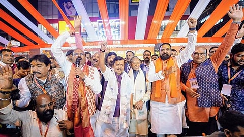 पटना में आयोजित महाशिवरात्रि समारोह