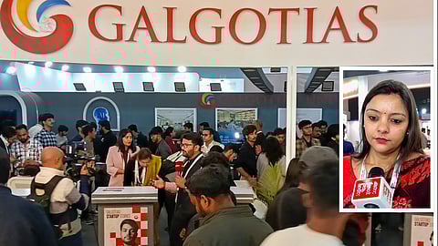 गलगोटिया विश्वविद्याल का स्टॉल और इनसेट में प्रो. नेहा सिंह की तस्वीर।