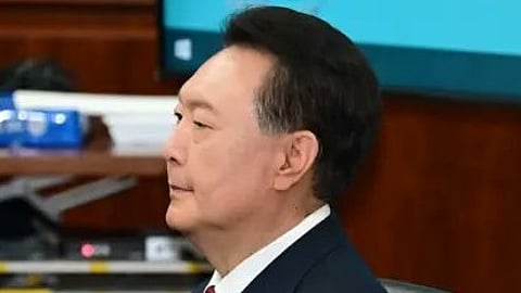 दक्षिण कोरिया के पूर्व राष्ट्रपति यून सुक येओल ( फाइल फोटो )