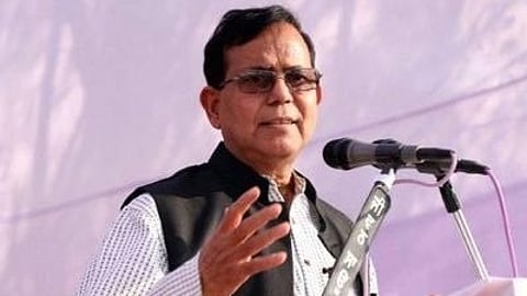 सलीम ने साधा तृणमूल और भाजपा पर निशाना